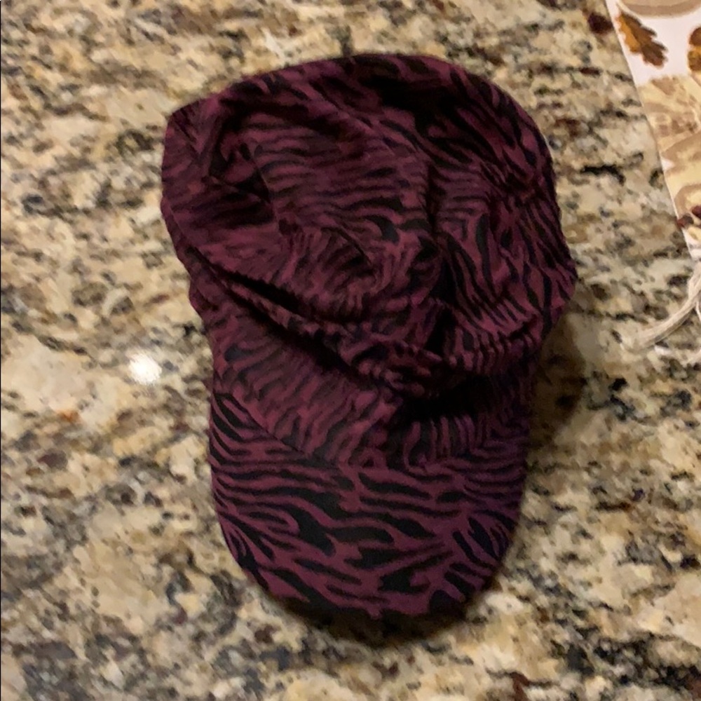 Tillys burgundy and black hat